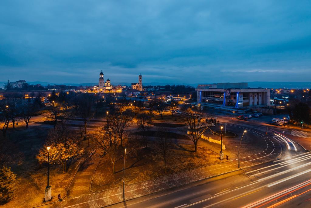 Penthouse Anairam Appartamento Alba Iulia Esterno foto